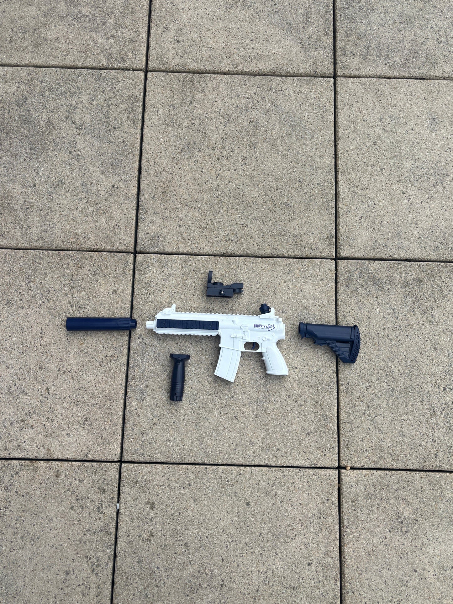 M416